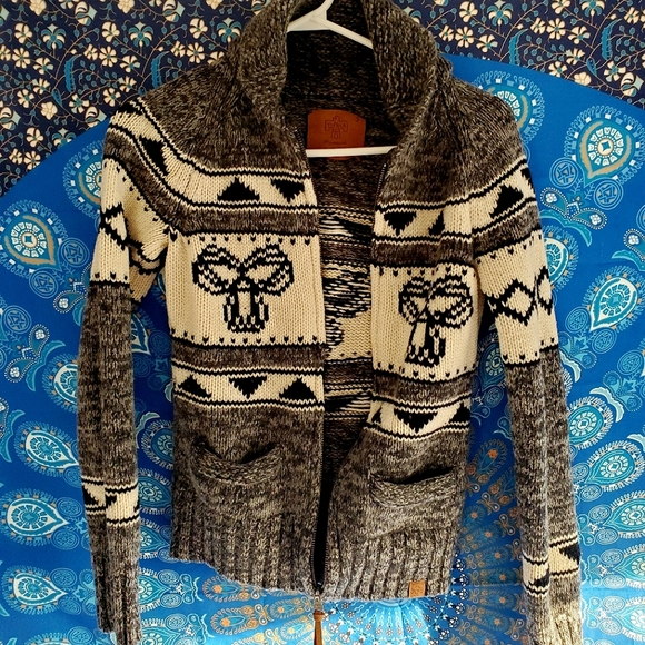 NWOT ARITZIA / TNA Sea to Sky Sweater Sz S - Picture 4 of 10